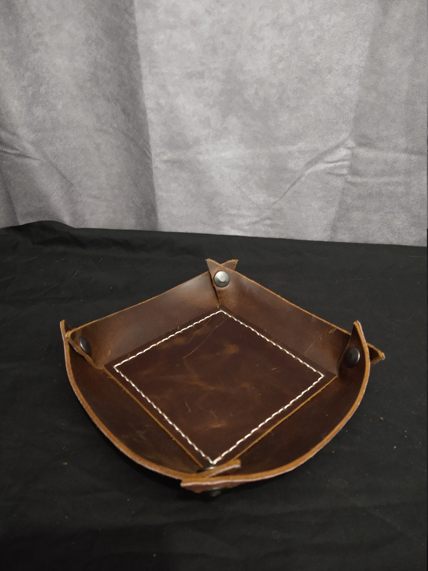Collapsible Leather Dice Tray